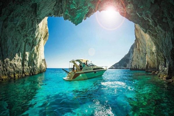 Foto van Villa op Zakynthos met privézwembad & uitzicht - Vakantiehuis in Ζakynthos - AreaSummer20KM
