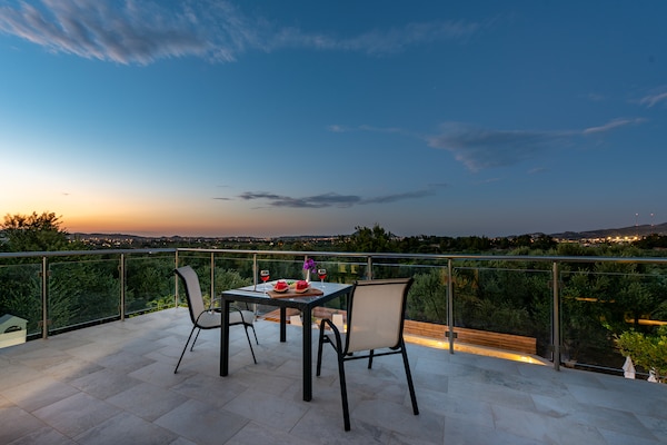 Foto van Villa op Zakynthos met privézwembad & uitzicht - Vakantiehuis in Ζakynthos - TerraceBalcony