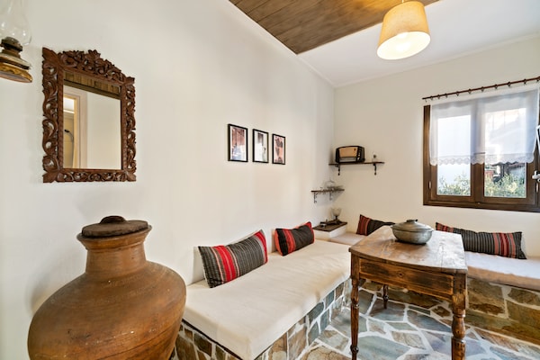 Foto van Appartement in Agios Nikolaos bij Strand - Vakantiehuis in Agios Nikolaos - LivingRoom
