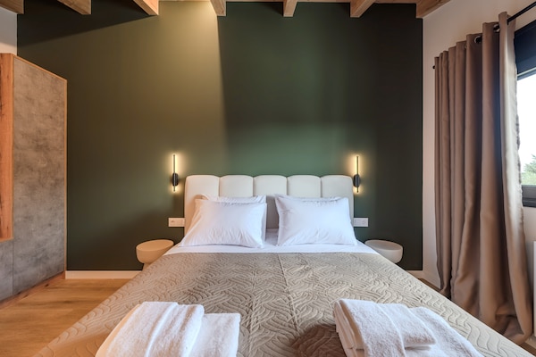 Foto van Het appartement van het Rosy-paar - Vakantiehuis in Anopolis - BedRoom