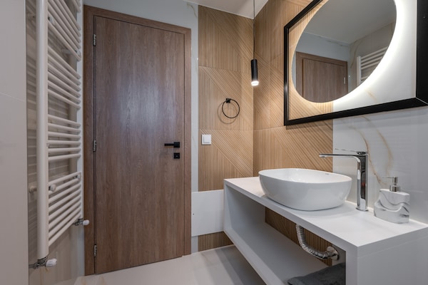 Foto van Het appartement van het Rosy-paar - Vakantiehuis in Anopolis - BathRoom