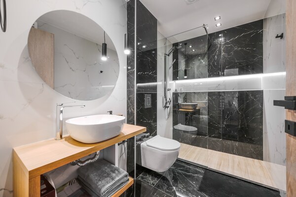 Foto van Het appartement van het Rosy-paar - Vakantiehuis in Anopolis - BathRoom