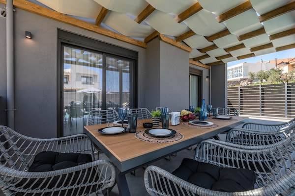 Foto van Het appartement van het Rosy-paar - Vakantiehuis in Anopolis - Outdoor