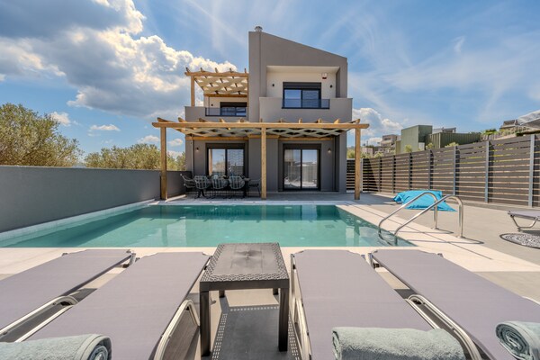 Foto van Het appartement van het Rosy-paar - Vakantiehuis in Anopolis - Outdoor