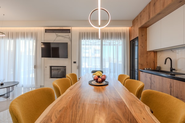 Foto van Het appartement van het Rosy-paar - Vakantiehuis in Anopolis - DiningRoom