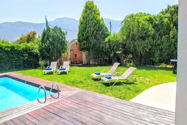 Foto van Beautiful 5bedroom villa big pool, close to beach! - PoolOfHouse