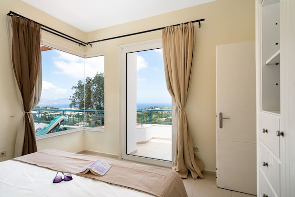 Foto van Beautiful 5bedroom villa big pool, close to beach! - Untagged