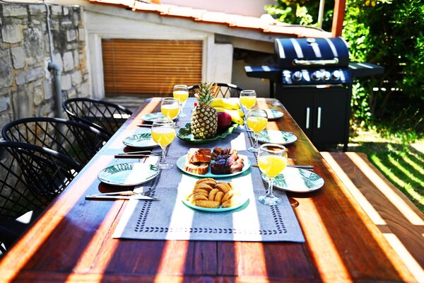 Foto van Beautiful 5bedroom villa big pool, close to beach! - Untagged