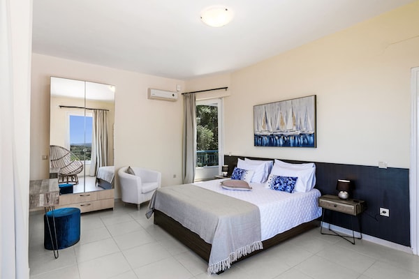 Foto van Beautiful 5bedroom villa big pool, close to beach! - BedRoom
