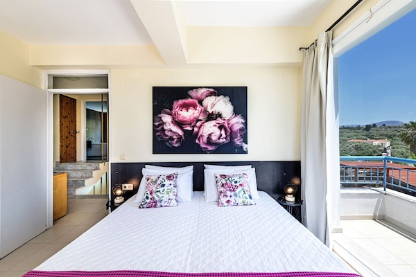 Foto van Beautiful 5bedroom villa big pool, close to beach! - BedRoom