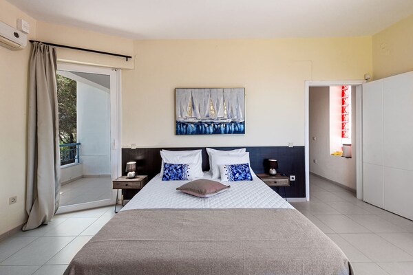Foto van Beautiful 5bedroom villa big pool, close to beach! - BedRoom