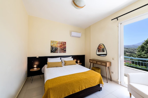 Foto van Beautiful 5bedroom villa big pool, close to beach! - BedRoom