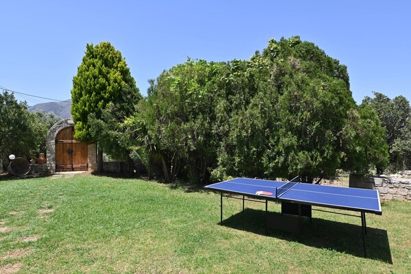 Foto van Beautiful 5bedroom villa big pool, close to beach! - Outdoor