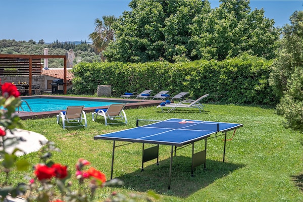 Foto van Beautiful 5bedroom villa big pool, close to beach! - Outdoor