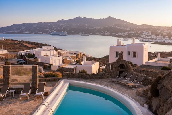 Foto van Huis in Kanalia met panoramisch uitzicht - Vakantiehuis in Mikonos - PoolOfHouse