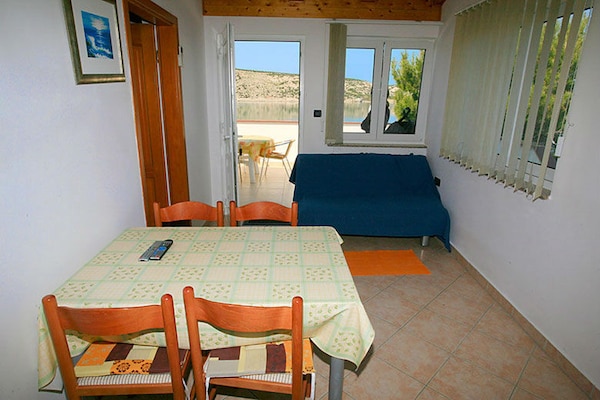 Foto van Appartement met balkon en zeezicht voor 5 personen - DiningRoom