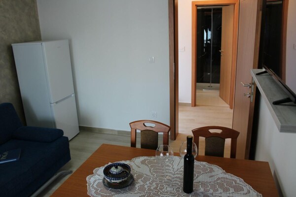 Foto van Appartement in Stara Novalja met groot terras - Vakantiehuis in Stara Novalja - DiningRoom