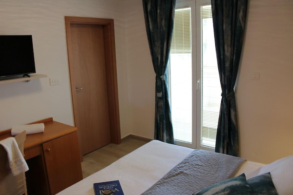 Foto van Appartement in Stara Novalja met groot terras - Vakantiehuis in Stara Novalja - BedRoom