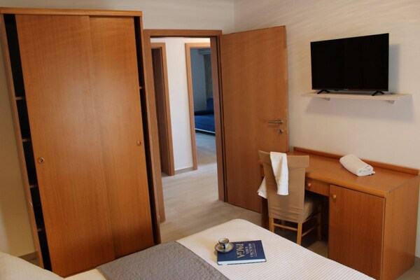 Foto van Appartement in Stara Novalja met groot terras - Vakantiehuis in Stara Novalja - BedRoom