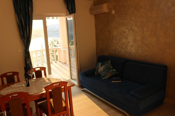 Foto van Appartement in Stara Novalja met groot terras - Vakantiehuis in Stara Novalja - LivingRoom