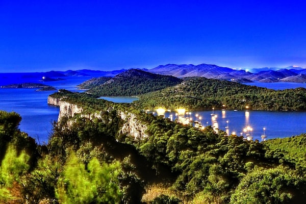 Foto van Appartement op Dugi Otok bij Sakarun Strand - Vakantiehuis in Veli Rat-Verunic Dugi otok - AreaSummer5KM