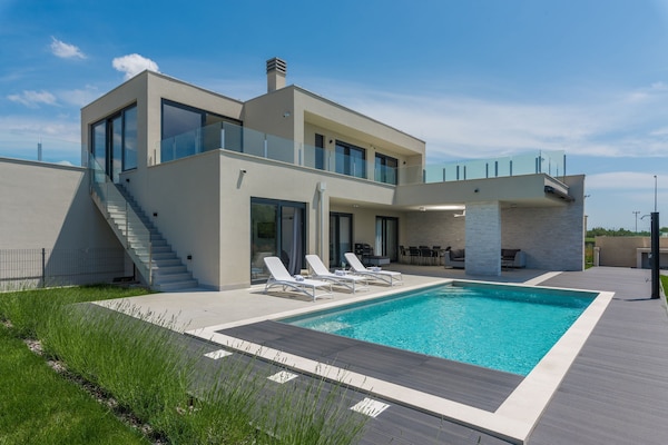 Foto van Appartement in Kroatië aan de kust - Vakantiehuis in Brtonigla - ExteriorSummer