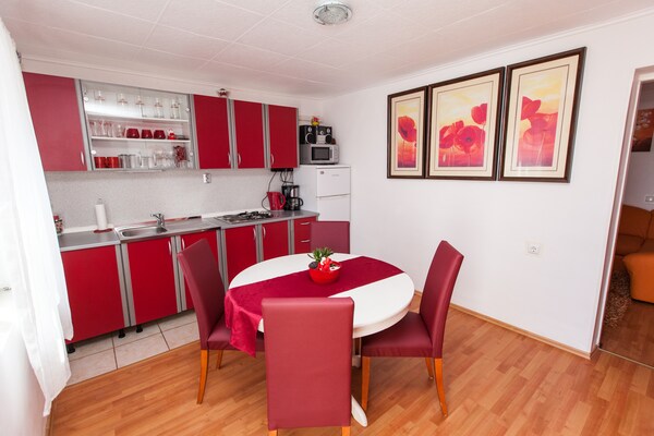 Foto van Gezellig verblijf aan de kust, Crikvenica - Vakantiehuis in Crikvenica - Kitchen