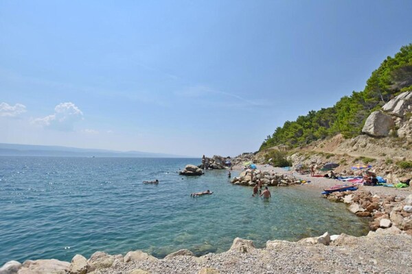 Foto van Appartement aan zee Celina - Vakantiehuis in Čelina, Lokva Rogoznica - AreaSummer5KM