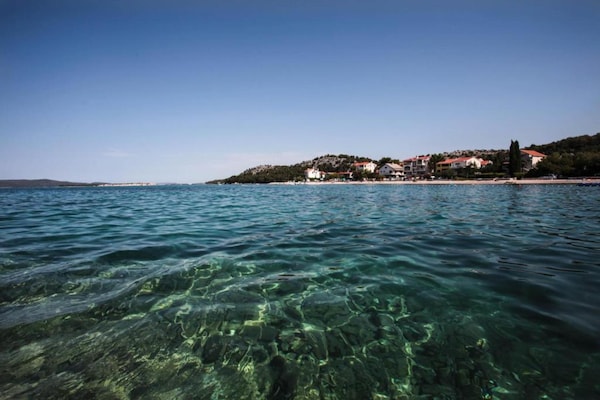 Foto van Appartement in Zaboric vlakbij het strand - Vakantiehuis in Žaborić - AreaSummer1KM
