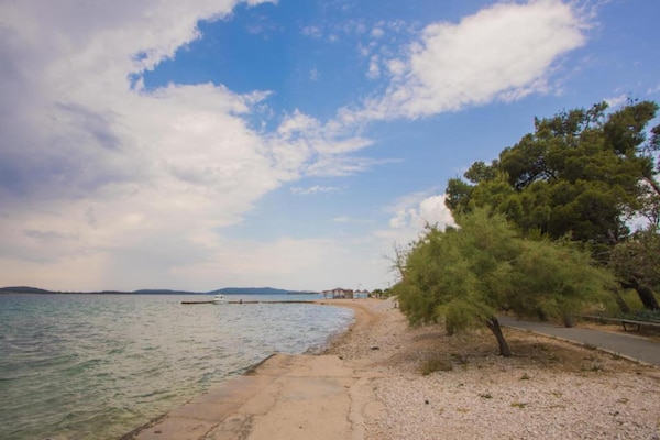 Foto van Appartement in Zaboric vlakbij het strand - Vakantiehuis in Žaborić - AreaSummer1KM