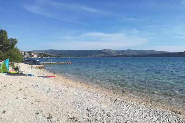 Foto van Appartement in Zaboric vlakbij het strand - Vakantiehuis in Žaborić - AreaSummer1KM