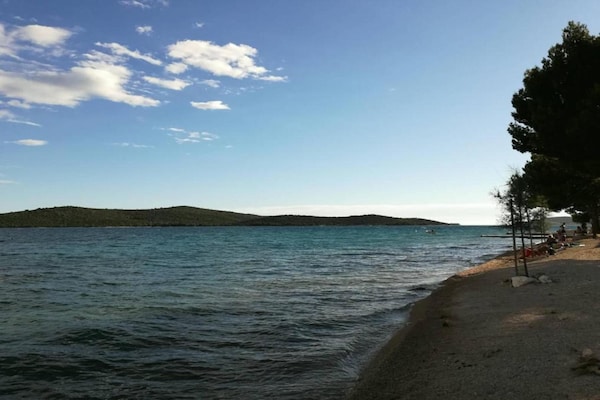 Foto van Appartement in Zaboric vlakbij het strand - Vakantiehuis in Žaborić - AreaSummer1KM