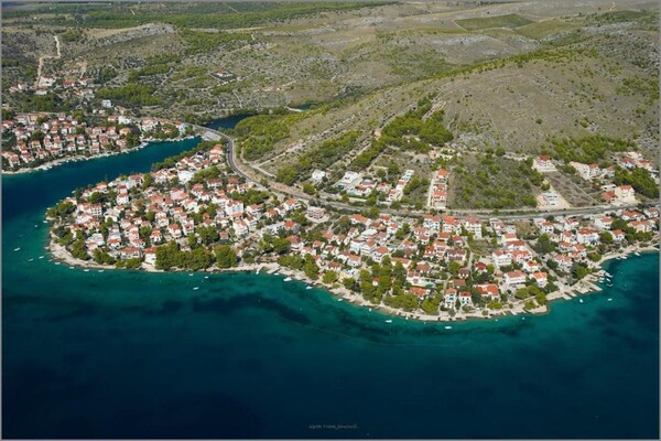 Foto van Appartement in Zaboric vlakbij het strand - Vakantiehuis in Žaborić - AreaSummer5KM