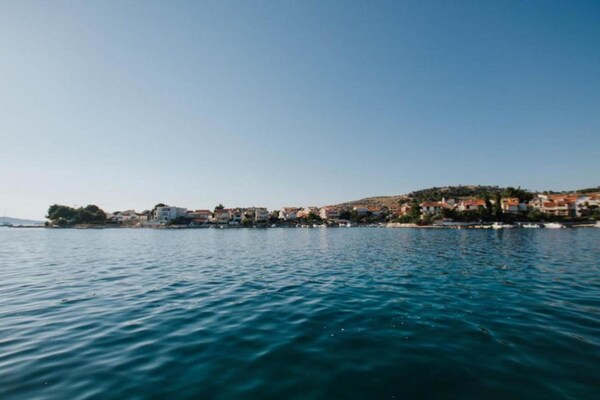 Foto van Appartement in Zaboric vlakbij het strand - Vakantiehuis in Žaborić - AreaSummer5KM