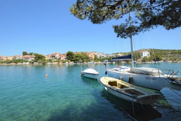 Foto van Appartement in Zaboric vlakbij het strand - Vakantiehuis in Žaborić - AreaSummer5KM