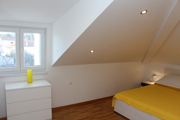 Foto van Apt vlakbij het prachtige strand van Malo Vitra - Vakantiehuis in Vodice - BedRoom