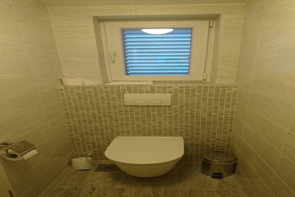 Foto van Apt vlakbij het prachtige strand van Malo Vitra - Vakantiehuis in Vodice - BathRoom