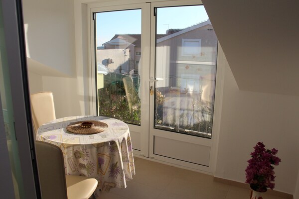 Foto van Apt vlakbij het prachtige strand van Malo Vitra - Vakantiehuis in Vodice - TerraceBalcony