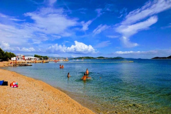 Foto van Studio in Tribunj bij Bristak Strand - Vakantiehuis in Tribunj - AreaSummer5KM