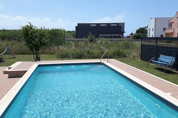 Foto van Appartement in Privlaka bij Zandstranden - Vakantiehuis in Privlaka - Pool