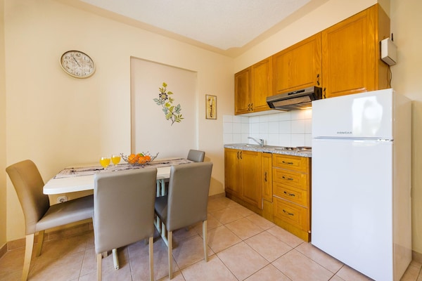 Foto van Beachfront apartment Mareo 5 - Vakantiehuis in Zaton - Kitchen