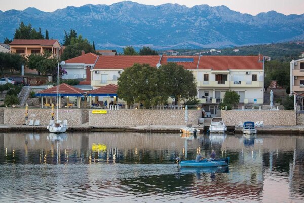 Foto van Gezellig appartement met balkon in Obrovac - Vakantiehuis in Obrovac - AreaSummer1KM