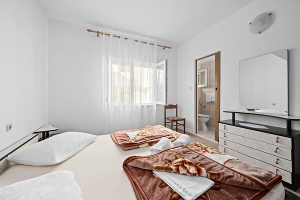 Foto van Kustcomfort met balkon - Vakantiehuis in Rab - BedRoom