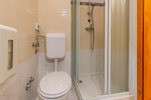 Foto van Appartement in Banjole met zwembad voor 4 personen - BathRoom