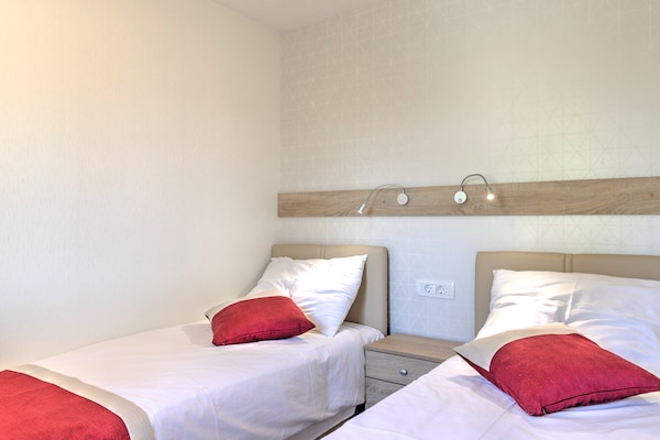 Foto van Stacaravan in Banjole bij Strand - Vakantiehuis in Banjole - BedRoom