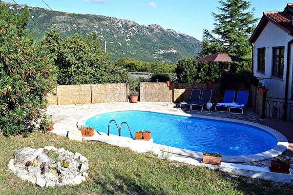 Foto van Appartement met privézwembad - Vakantiehuis in Stepcici - PoolOfHouse