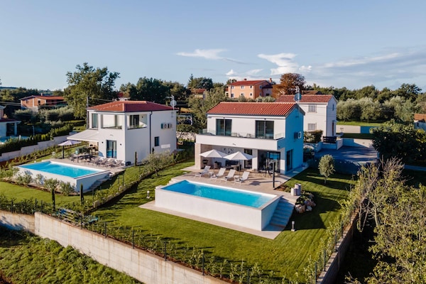 Foto van Boutique villa op de heuvel - Vakantiehuis in Vranje Selo - ExteriorSummer
