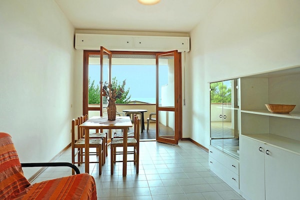 Foto van Appartement in Silvi Marina met parkeerplaats - Vakantiehuis in Silvi Marina - LivingRoom