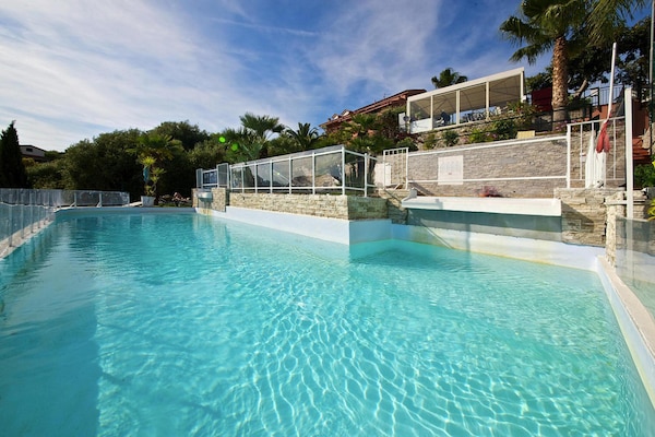 Foto van Appartement in vakantiecomplex Imperia - Vakantiehuis in Imperia - PoolOfHouse