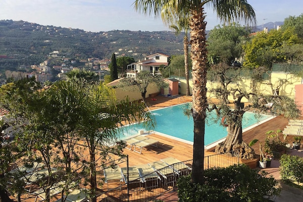 Foto van Villa-appartement in Imperia voor 6 personen - Vakantiehuis in Imperia - PoolOfHouse